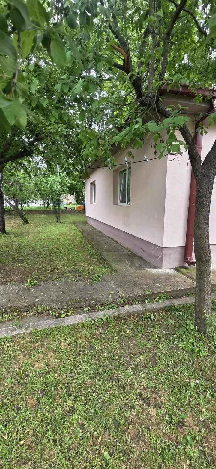 Куќа со голем двор во Драчево, Скопје (66м² + 840м²)