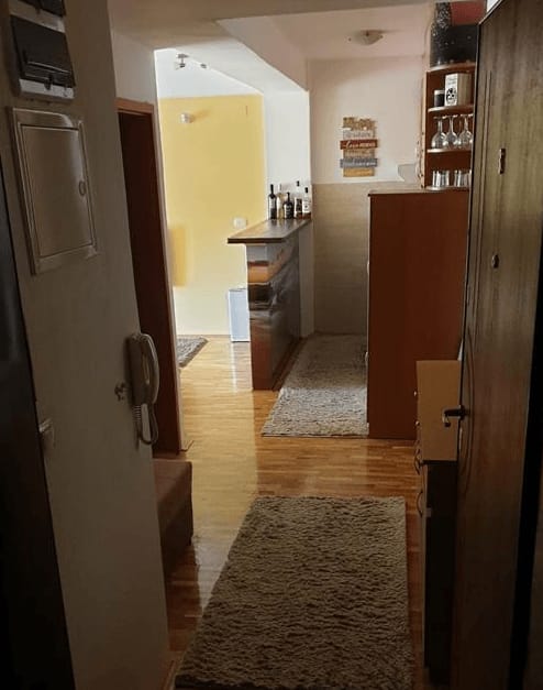 Стан 1 спална со тераса - Католичка, 42м2