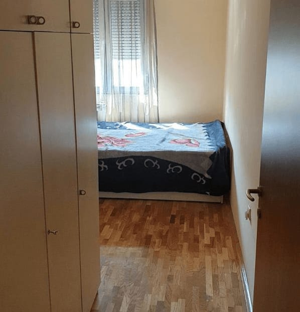 Стан 1 спална со тераса - Католичка, 42м2