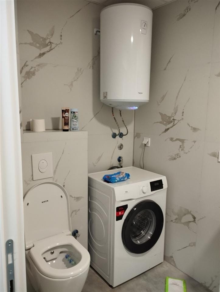 2 соби стан во Автокоманда - невселен, наместен, паркинг