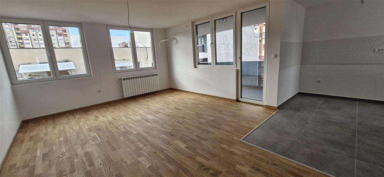 4-собен нов стан 95м2, Капиштец, 5 мин до ОУ Киро Глигоров