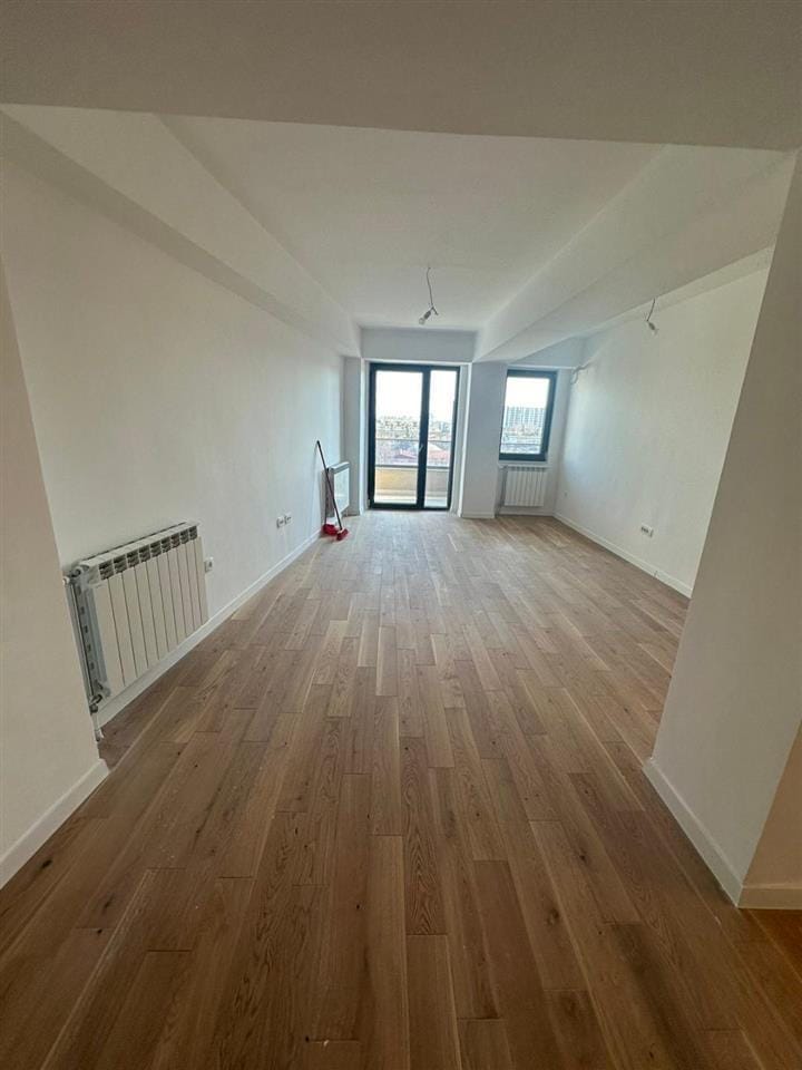 Нов стан во Центар 85м² со 3 соби близу Веро Џамбо