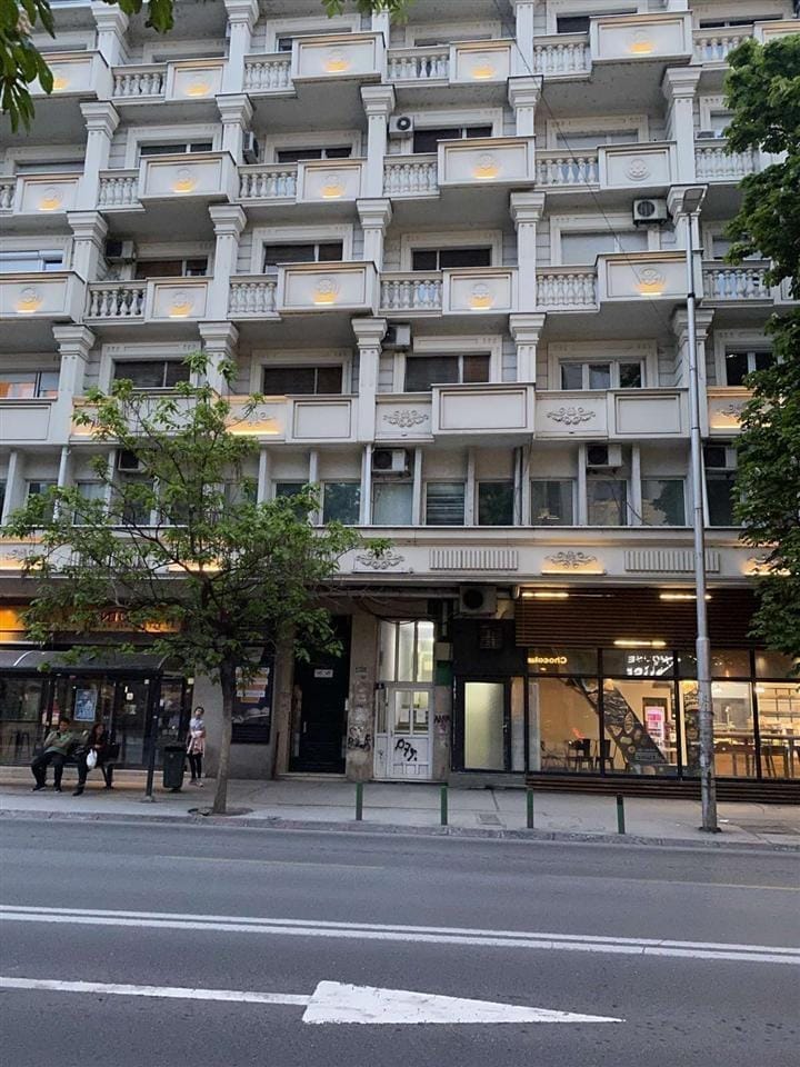 Renoviran stan 118m² u Centru, podelen na 2 jedinice