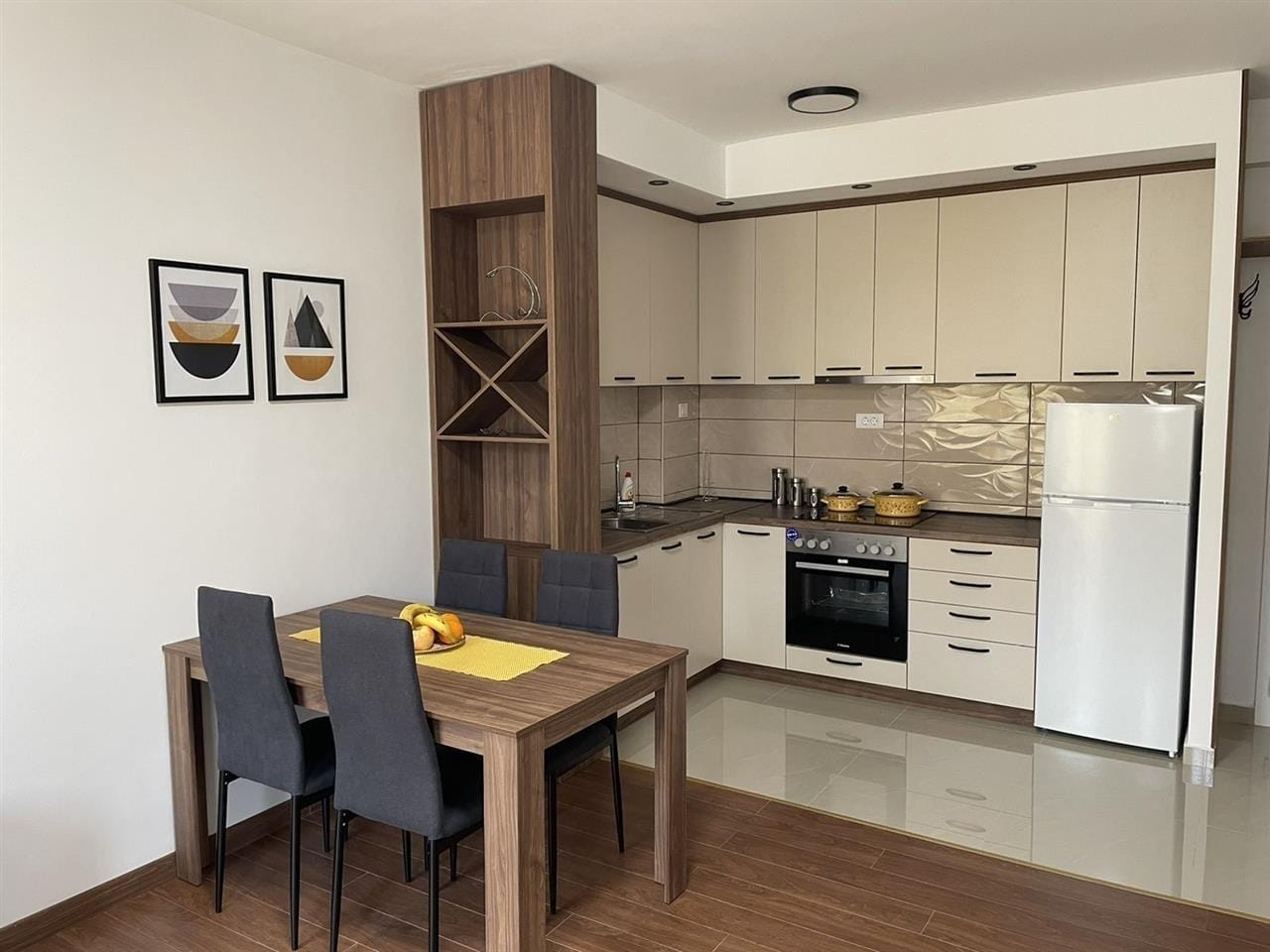 2-соби стан во Центар, Скопје - 50 м²