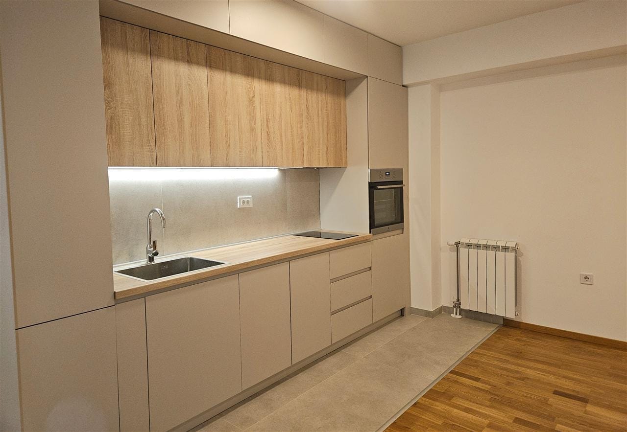 Nov stan 3 sobi, Debar Maalo, Skopje - 500 EUR/mesec