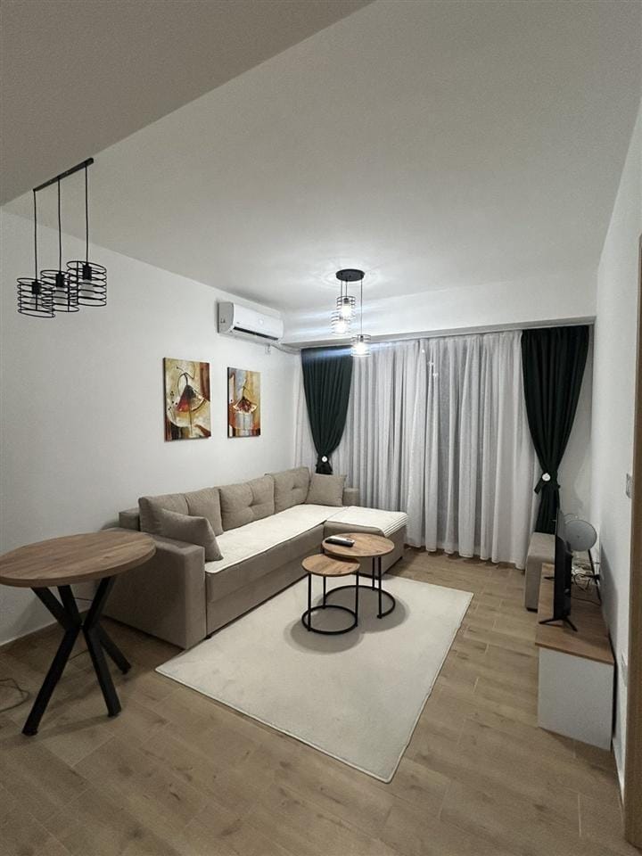 2-room apartment in Kisela Voda, Skopje - 43 m²