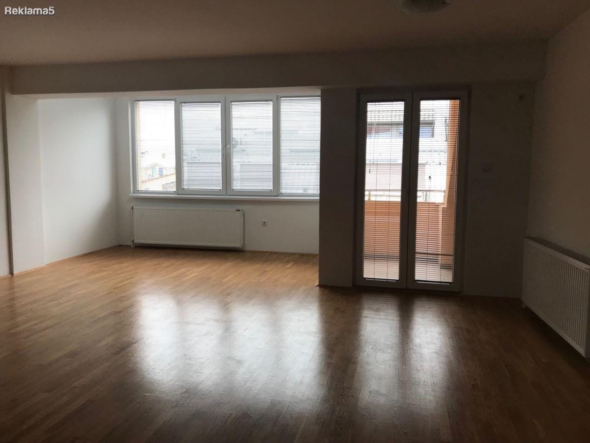 3-собен стан во близина на Броз кафе, Скопје - 70м²