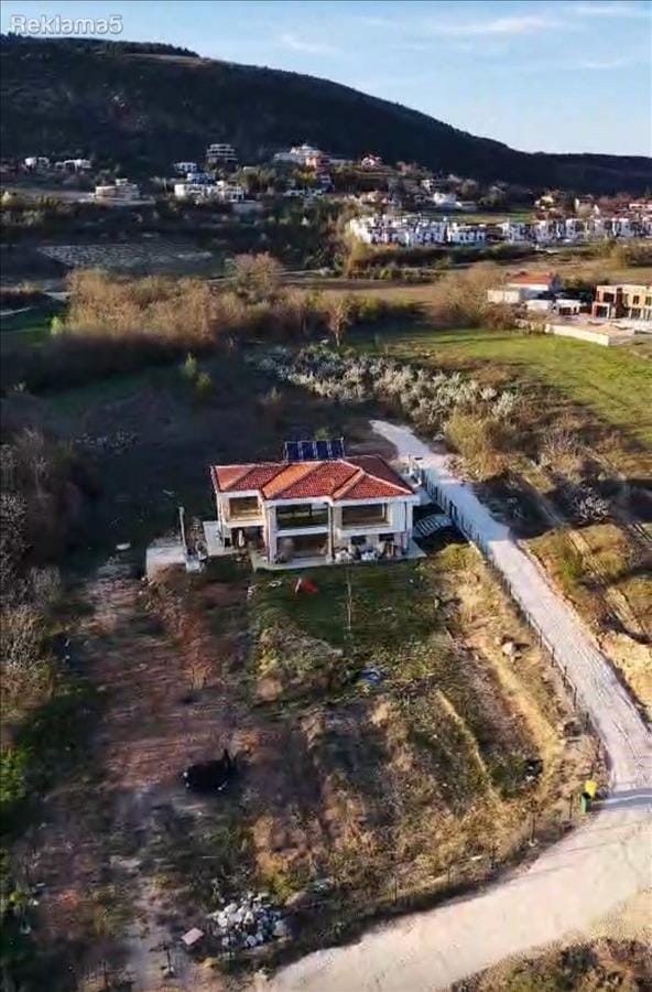 Плац во Сопиште, Скопје - 1000 м²