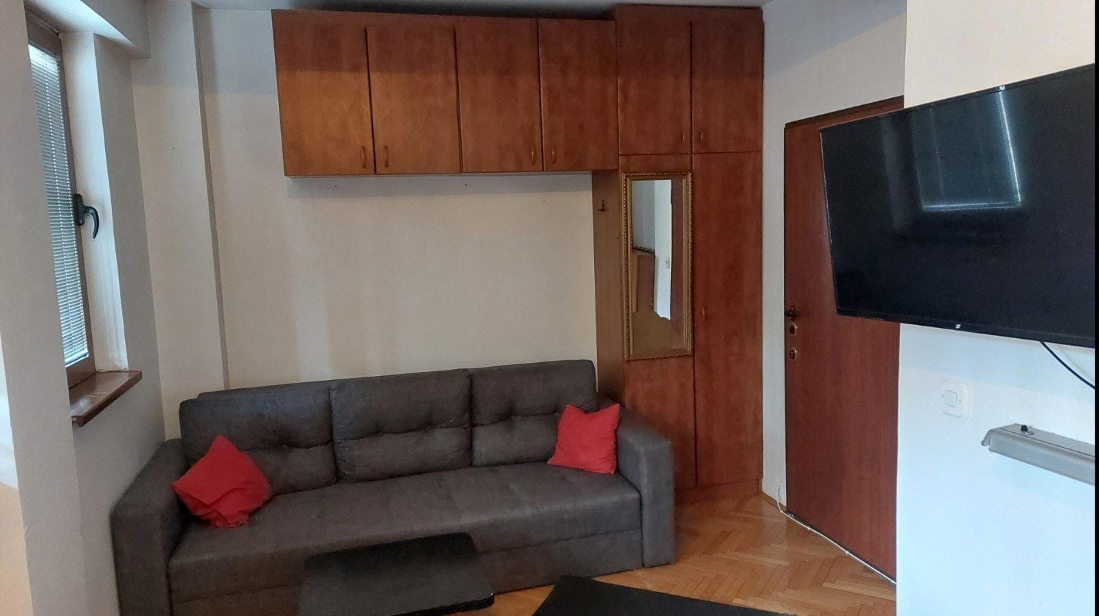 Наместена гарсоњера во Центар, 18м², новоградба