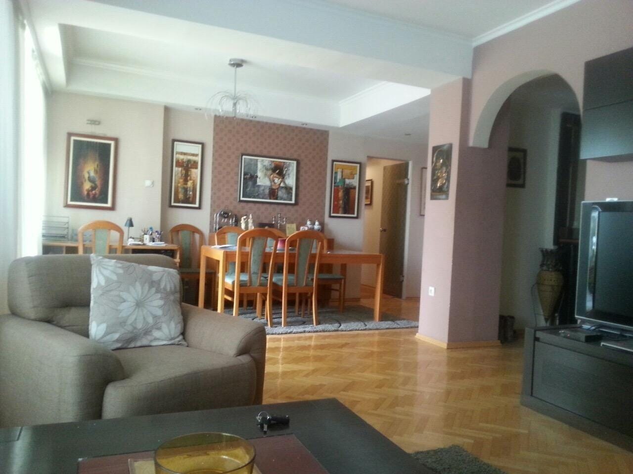 Stan 3 spalni, 93m² Novo Lisice, Skopje - renoviran so terasa