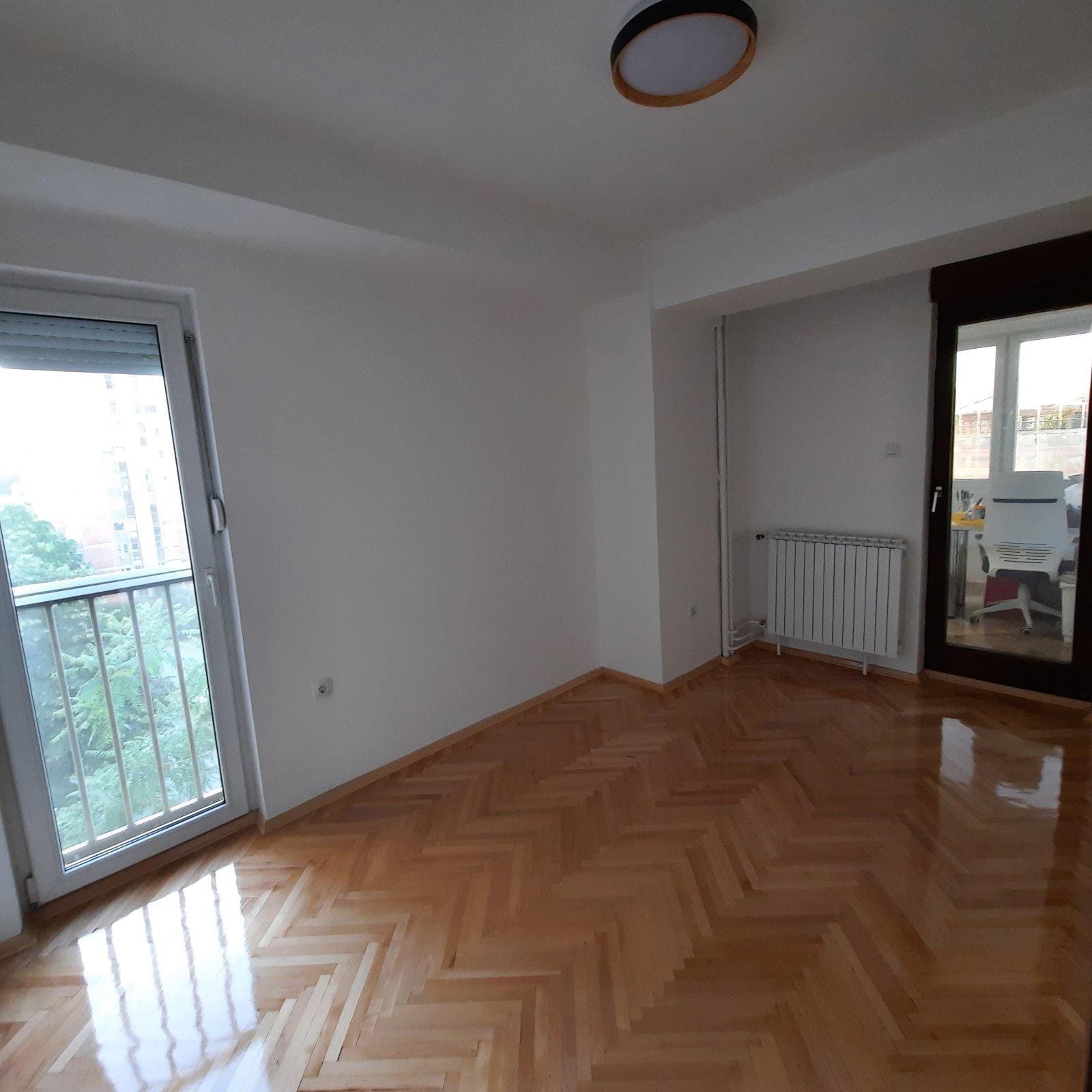 Stan vo Kapistec - 2 spalni, 72m2, renoviran, so terasa