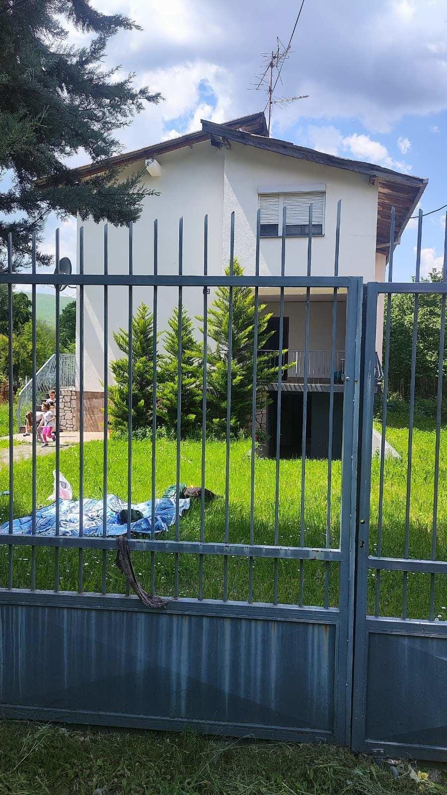 Куќа Markova Reka, 5 соби, 260m², двор 1000m²