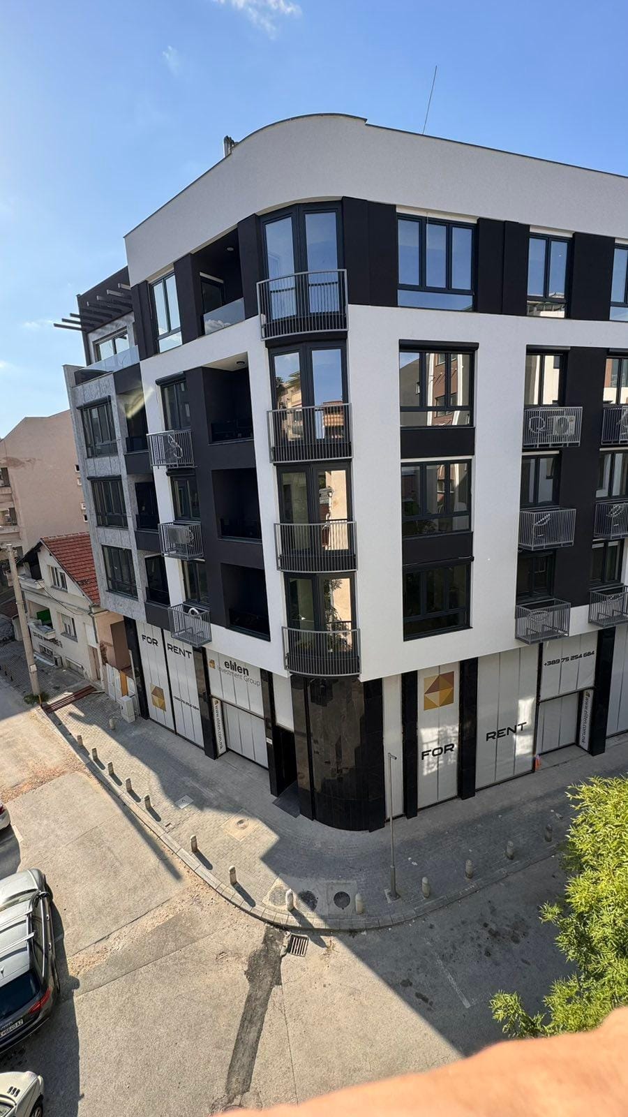 Деловен простор 485 м² во Центар, Скопје - издавање