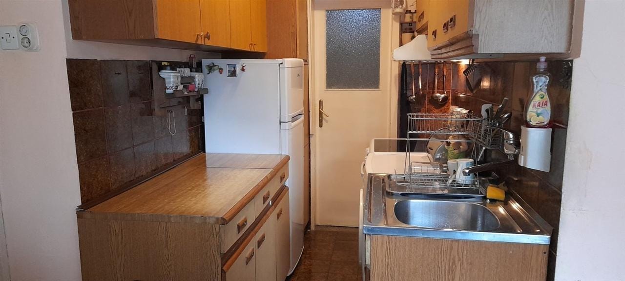 Стан 1 спална во Дебар Маало 45м2 Аеродром