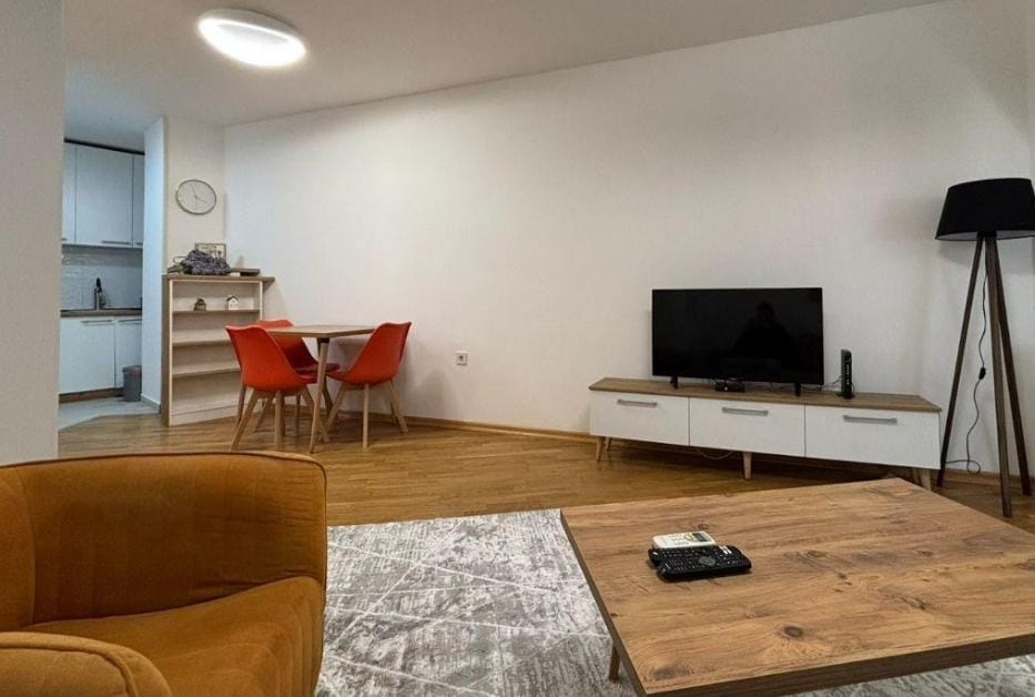 Наместена гарсоњера во Аеродром 35м2, 9 кат