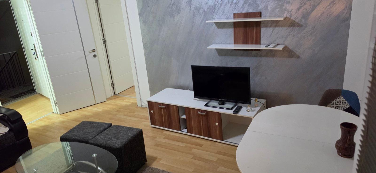 Наместен стан Кисела Вода, 2 спални, 52м², реновиран