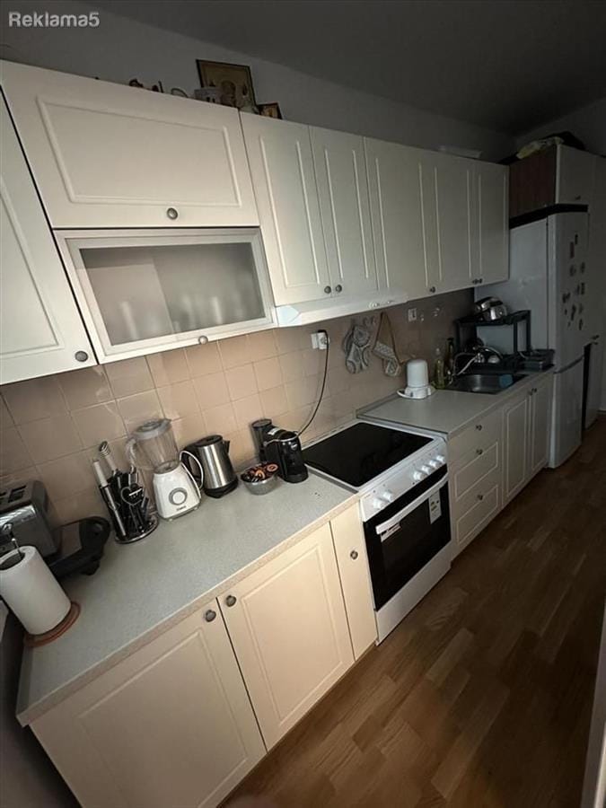 2-собен стан 38м² во Центар близу Универзална сала