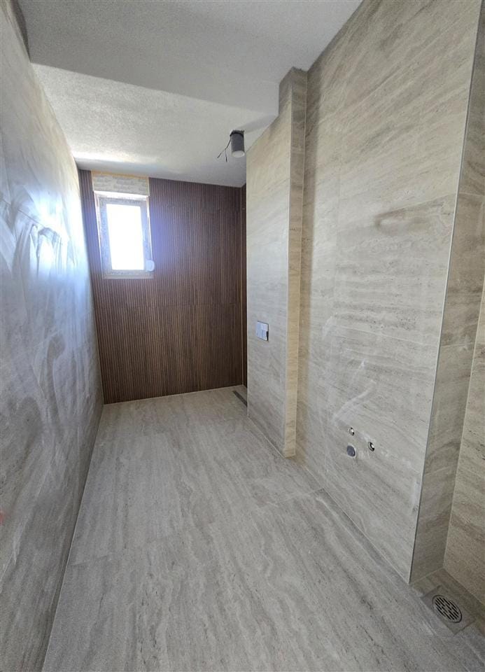 Ултра луксузен стан 4-соби, 119м² со двор на Водно, Центар