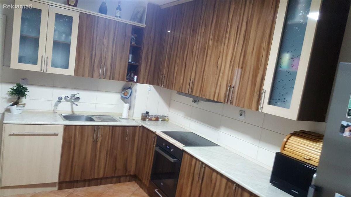 Renoviran stan 3 sobi, 80m², Хром, Скопје