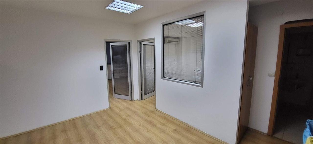 Деловен простор се издава центар, близу до Градежен факултет