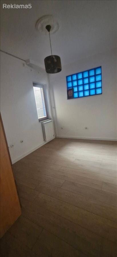 4-собен стан 113 м² Центар позади Универзална сала