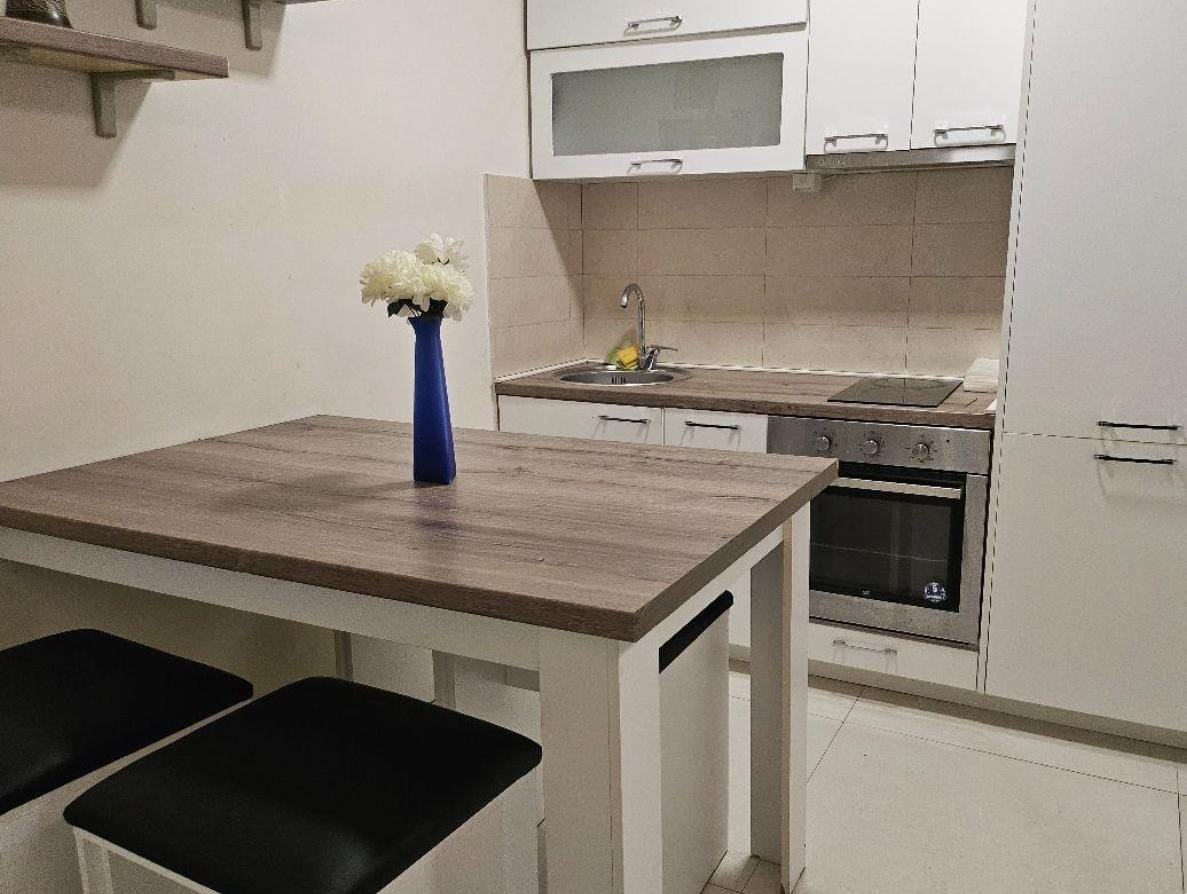 Наместен стан 1 спална во Дебар Маало 37м2