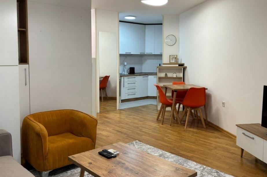 Наместена гарсоњера во Аеродром 35м2, 9 кат