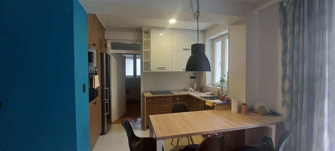 Полунаместен стан во Аеродром, 80м2, 2 спални, приземје