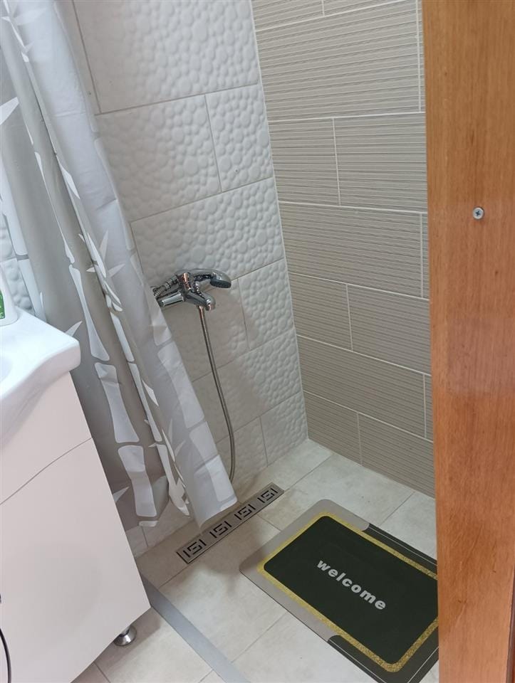 Kuća u Ohridu - Centar, 5 soba, 160 m², potpuno renovirana