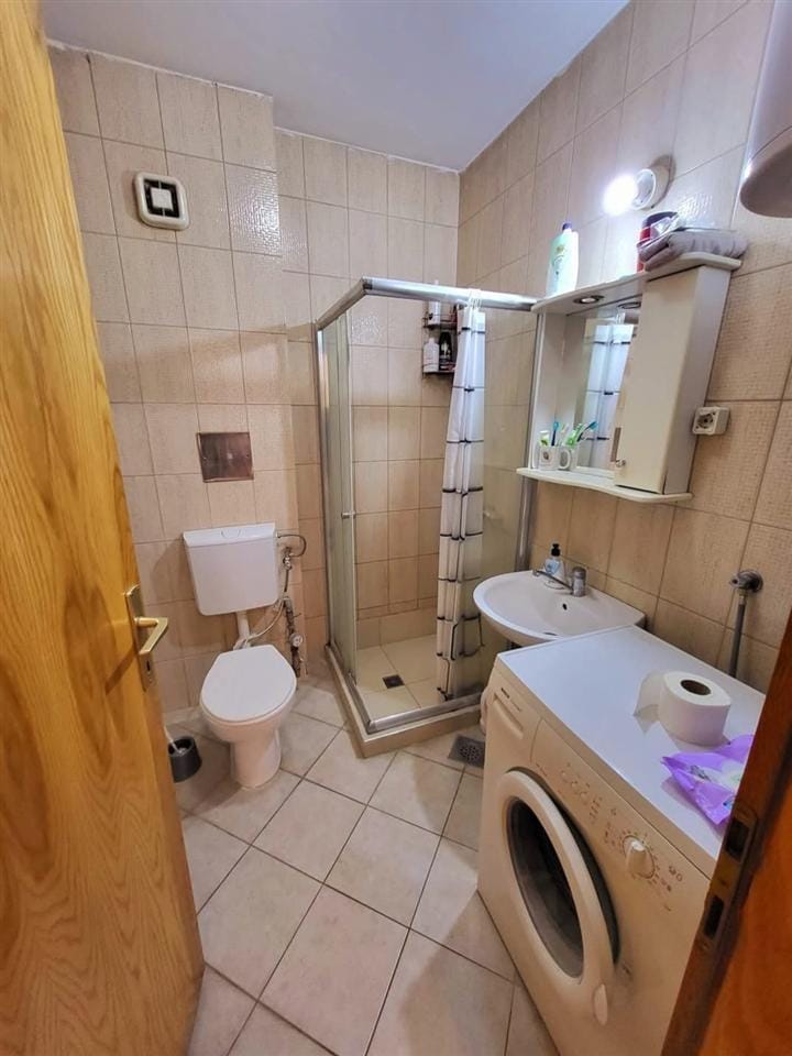 2-собен наместен стан во Центар, Скопје - 68м²