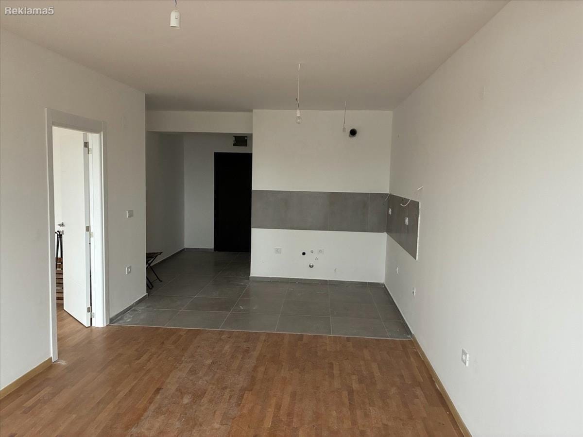Стан 2 соби, 48м², Аеродром, Скопје - се издава
