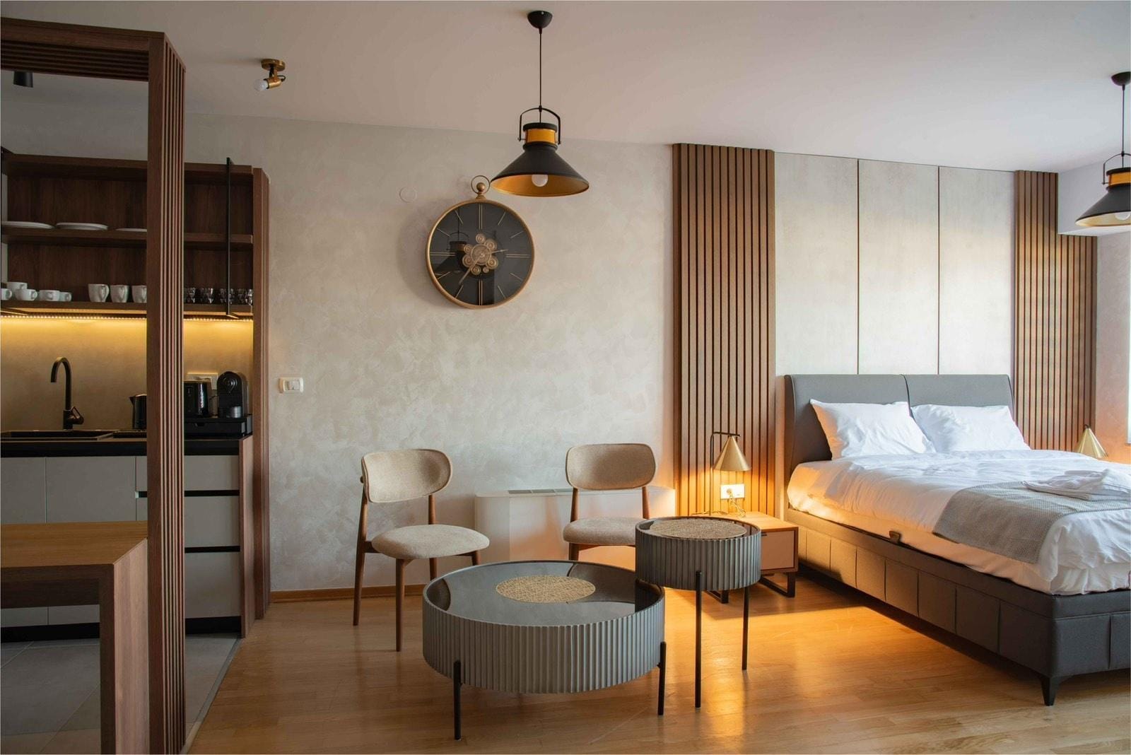 Луксузен 2-собен стан во Центар, 50м², нов, опремен