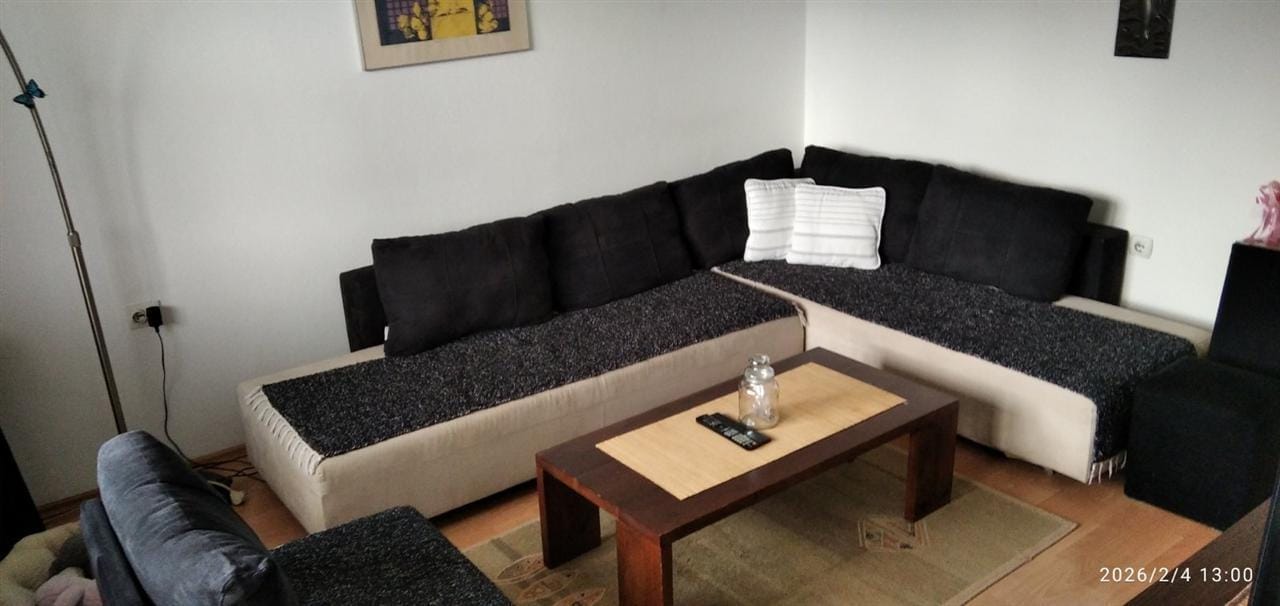 2-собен наместен стан, Аеродром, 49м2