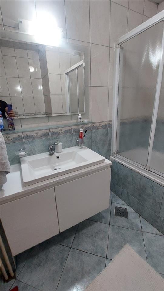 3-спални стан за изнајмување во Аеродром, Скопје - 88 м²