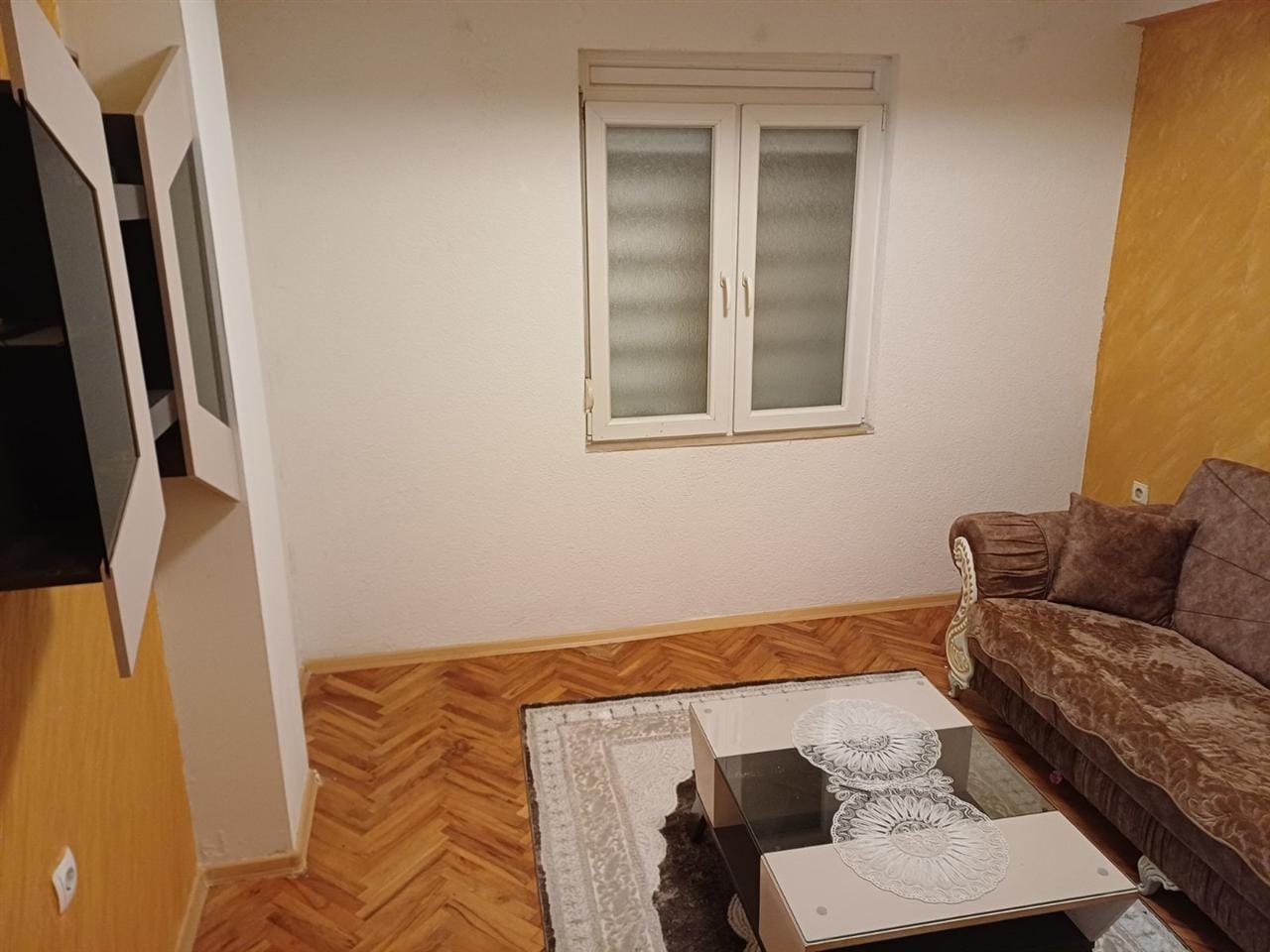 3.5-комнатен наместен стан во Центар, Скопје - 84м²