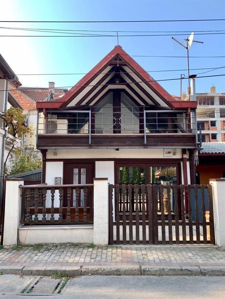 3-собен стан/деловен простор, Капистец/Вodno, 90 m²