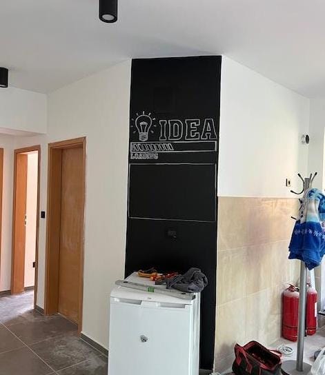Нов стан во Дебар Маало, 3 спални, 84м², Карпош