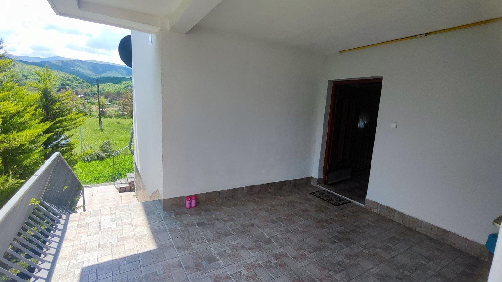 Куќа Markova Reka, 5 соби, 260m², двор 1000m²