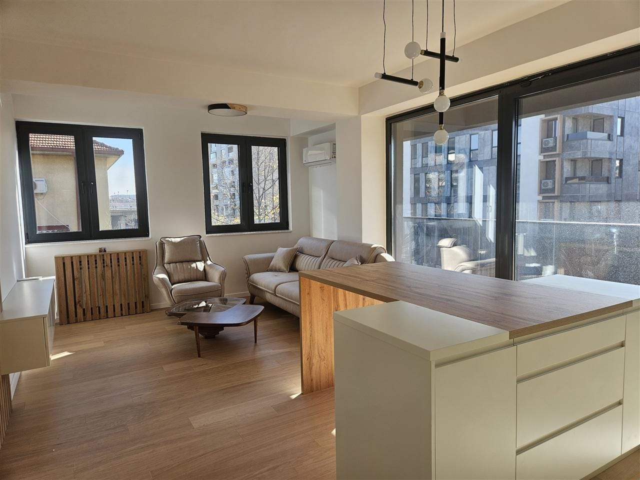 3-соби стан во Центар, 70м², балкон, источно-јужна ориентација