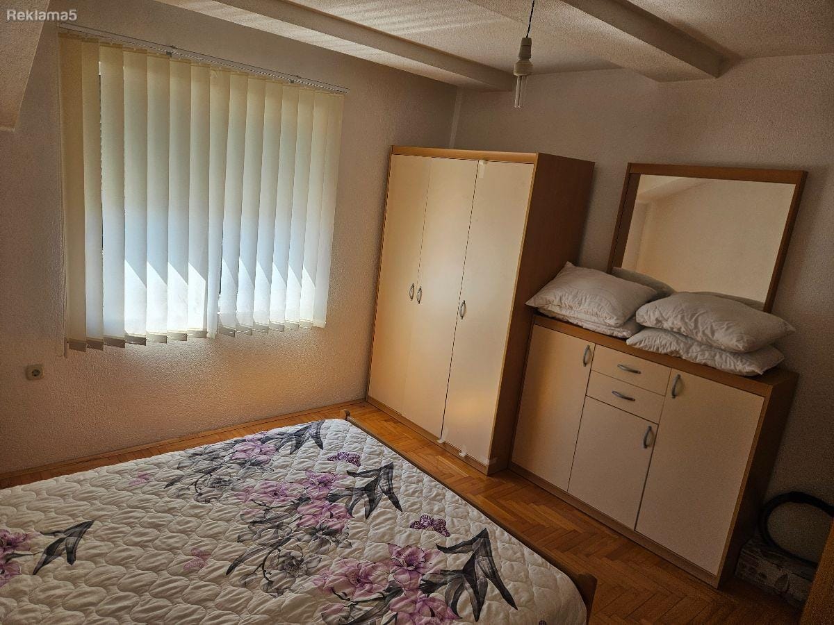 Двособен наместен стан, 60м², Охрид, Центар