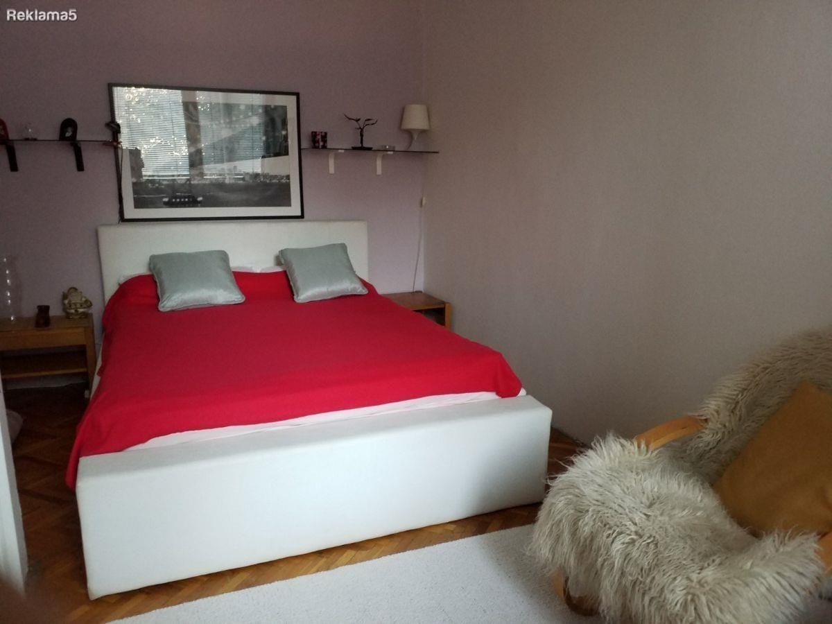 4-собен стан во Центар близу Ј.Б.Тито, 86m², наместен