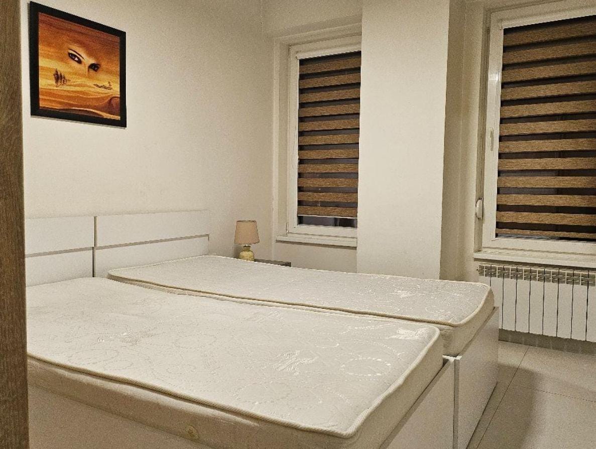 Наместен стан 1 спална во Дебар Маало 37м2