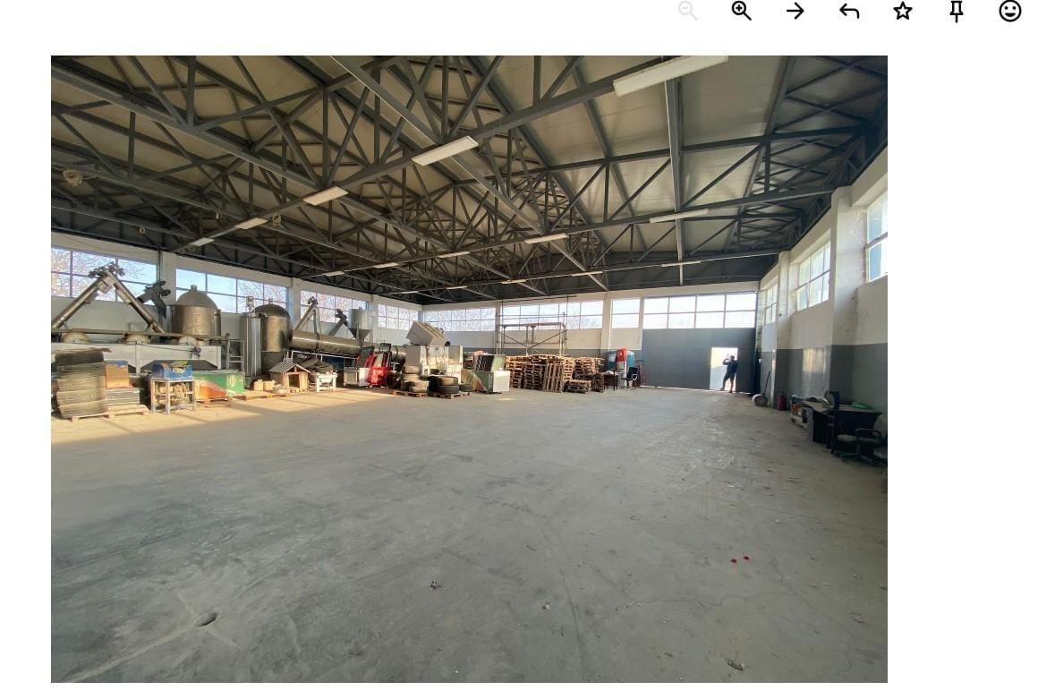 Плац 18,000 м² со Халa во Трубарево, Скопје