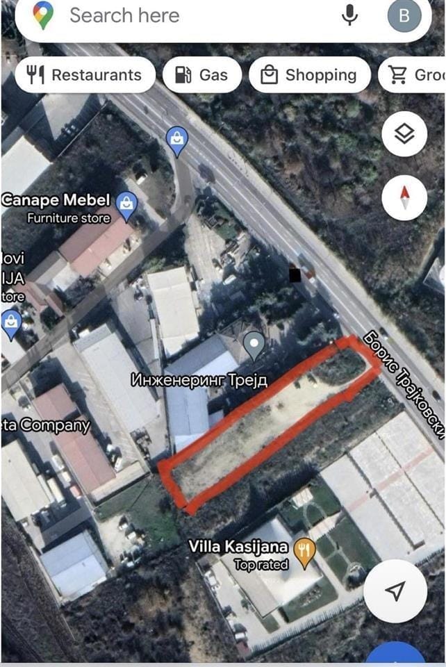 Плац 2000м² на Булевар Борис Трајковски - Магацин
