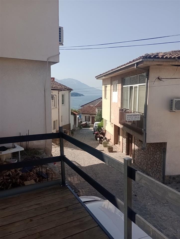 Kuća u Ohridu - Centar, 5 soba, 160 m², potpuno renovirana