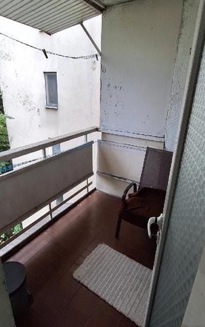 Намештен стан Аеродром 85м² - 2 спални, реновиран