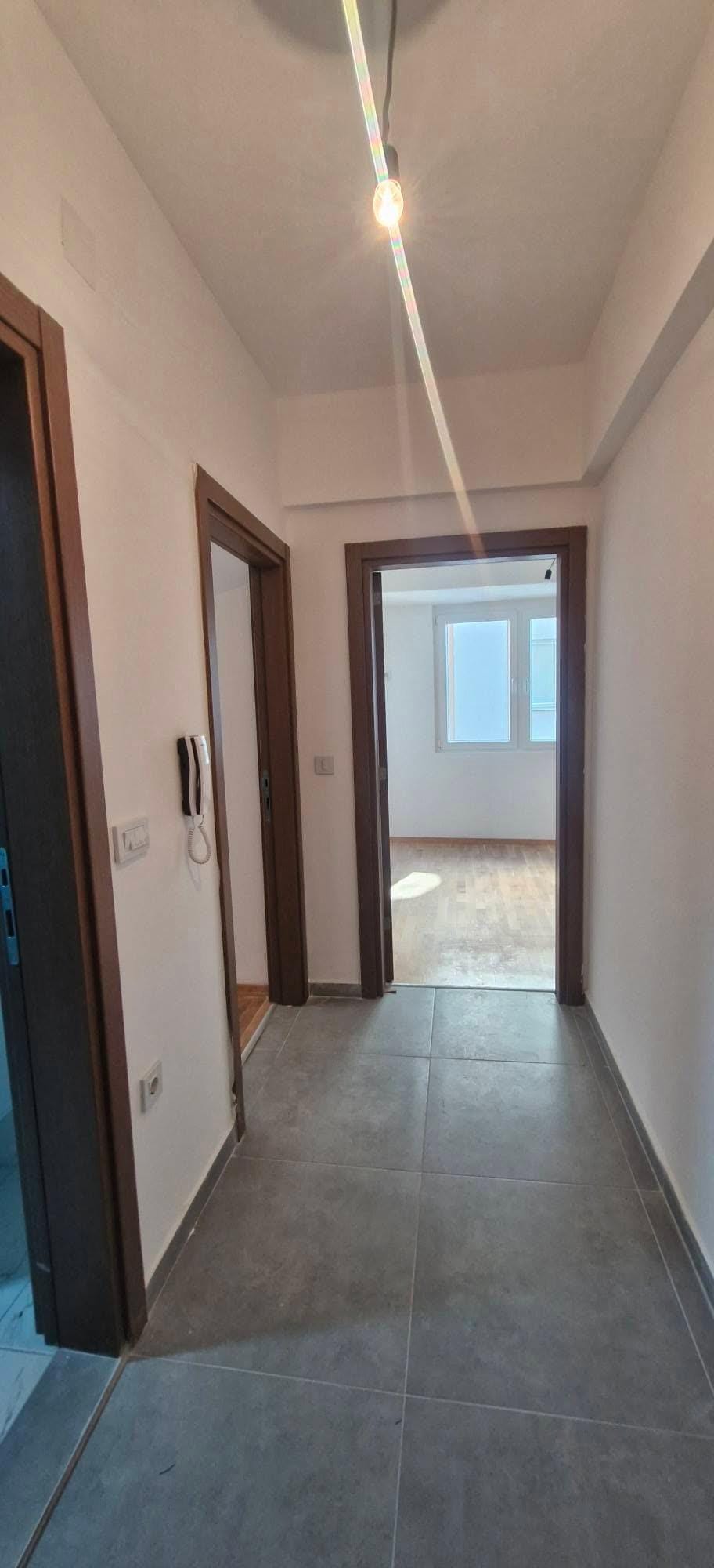 Нов невселуван стан Центар, 49 м², со паркинг