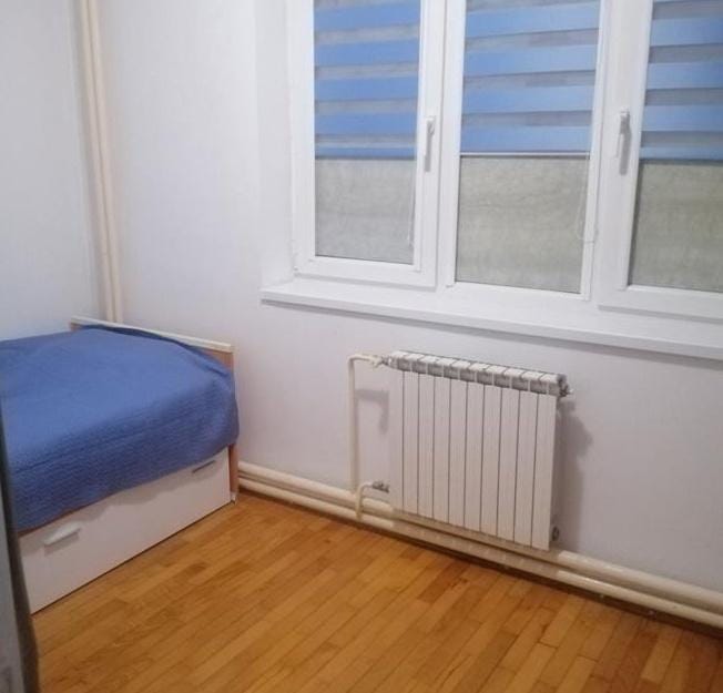 Реновиран стан во Аеродром, 80м², 2 спални, тераса