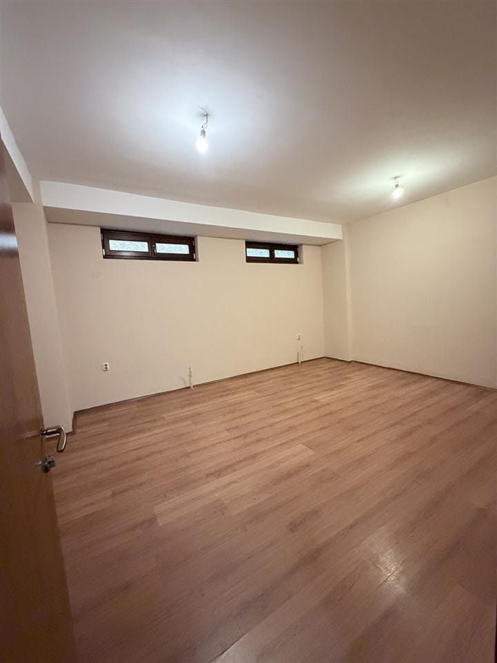 Деловен простор 118м² во Кисела Вода кај Симпо црниче