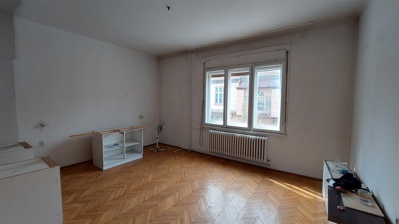 Стан 2 спални, Центар, градски парк, 101m² + подрум